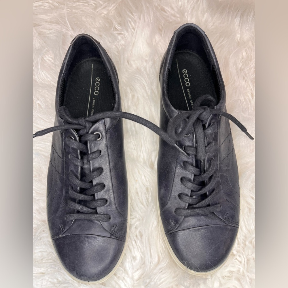 ECCO Men's Dark Leather Sneakers
